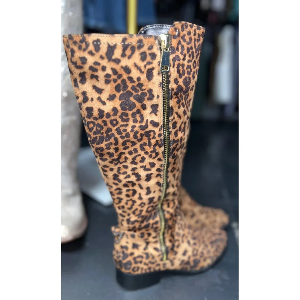 Soda Womens Leopard‎ Print Knee High Boots Let's go Girls! Size 7.5